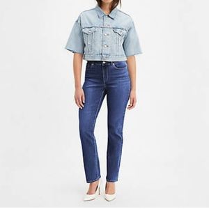 Levi’s Classic Straight Dark Wash Jeans Size 30